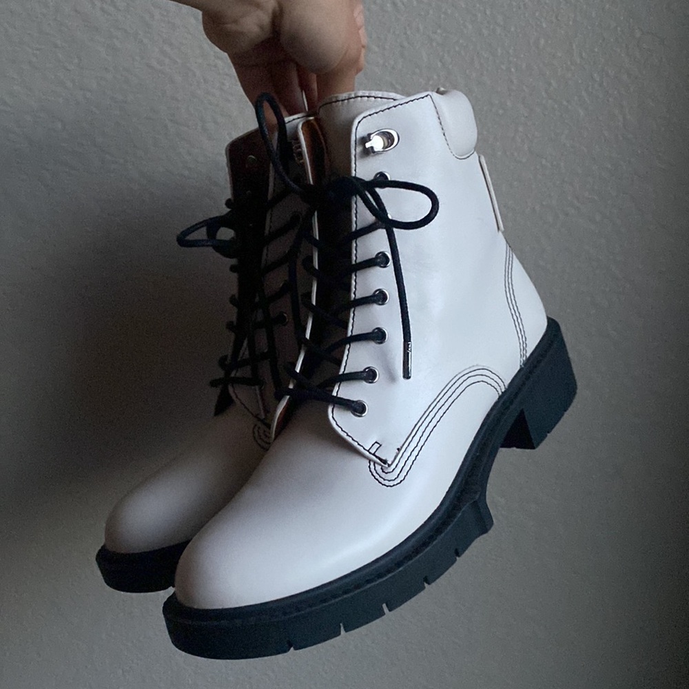 Coach Lorimer Lace up Boot | White & Black | Size 8